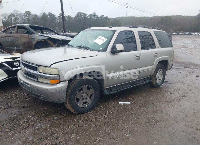 Photo 2 of 2004 Chevrolet Tahoe LT (VIN 1GNEC13Z24R160211)