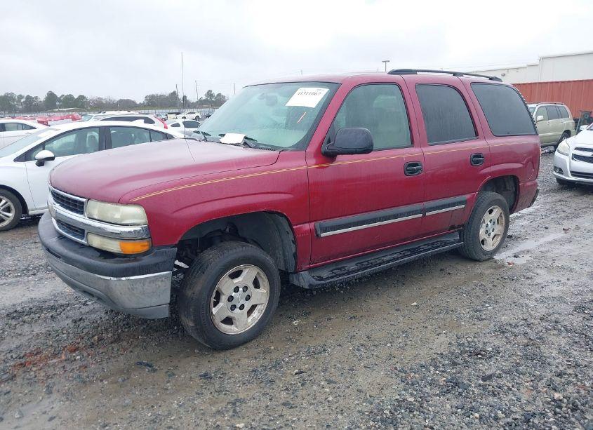 Photo 2 of 2004 Chevrolet Tahoe LS (VIN 1GNEC13Z24R195041)