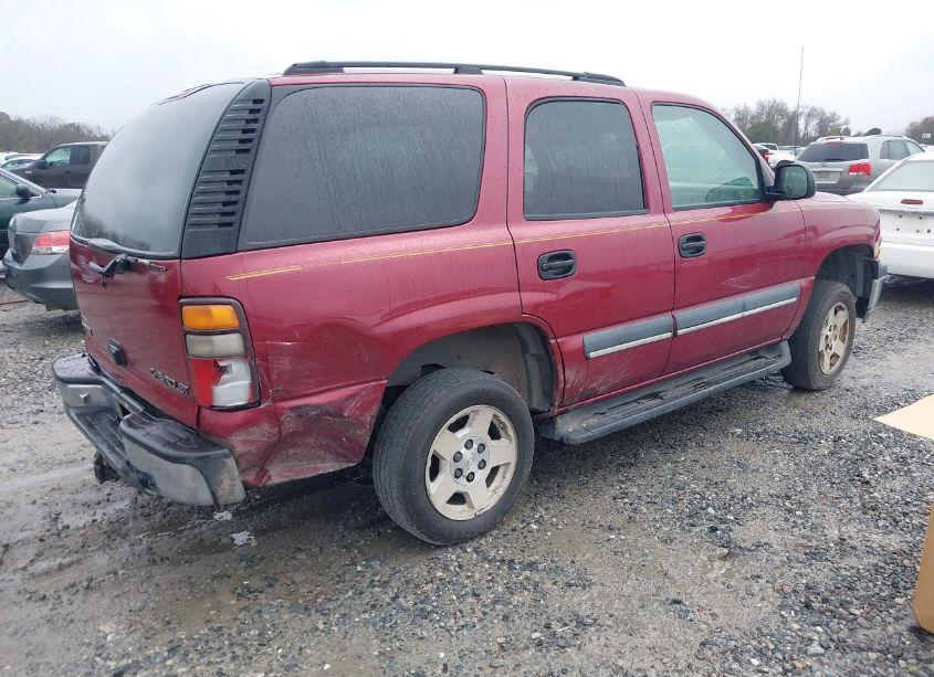 Photo 4 of 2004 Chevrolet Tahoe LS (VIN 1GNEC13Z24R195041)