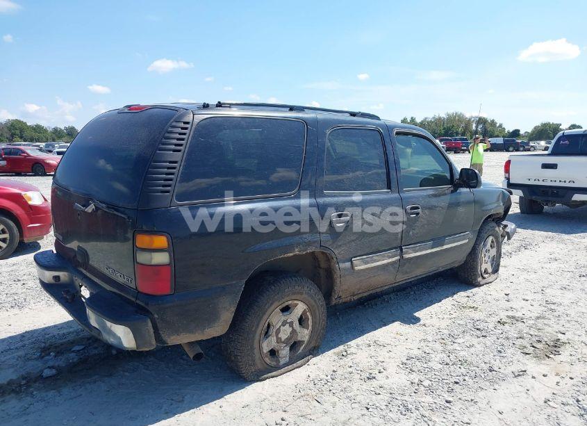 Photo 4 of 2004 Chevrolet Tahoe LS (VIN 1GNEC13Z24R266352)