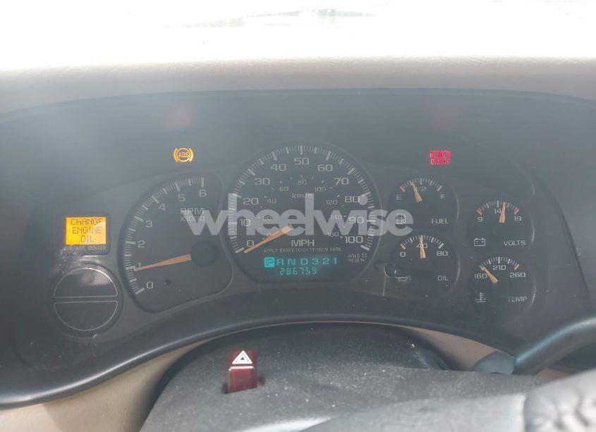 Photo 7 of 2002 Chevrolet Tahoe LT (VIN 1GNEC13Z32J231413)