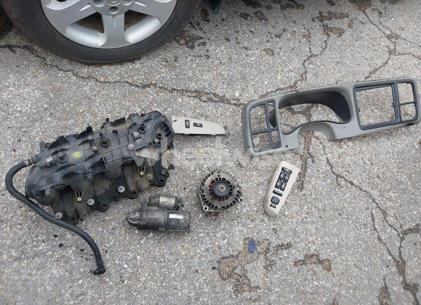 Photo 11 of 2002 Chevrolet Tahoe LS (VIN 1GNEC13Z32R304720)