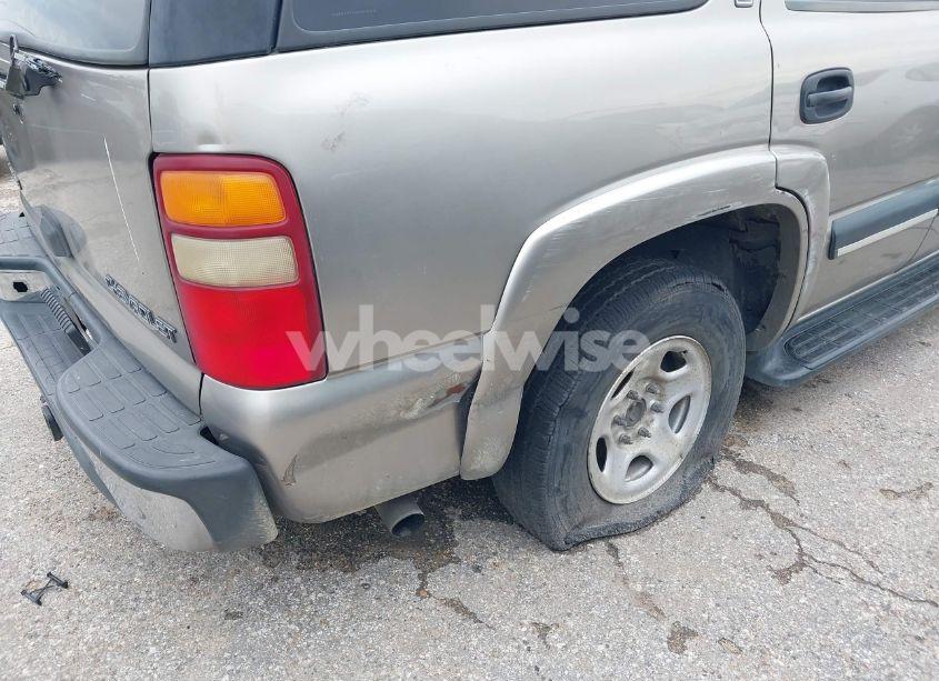 Photo 12 of 2002 Chevrolet Tahoe LS (VIN 1GNEC13Z32R304720)