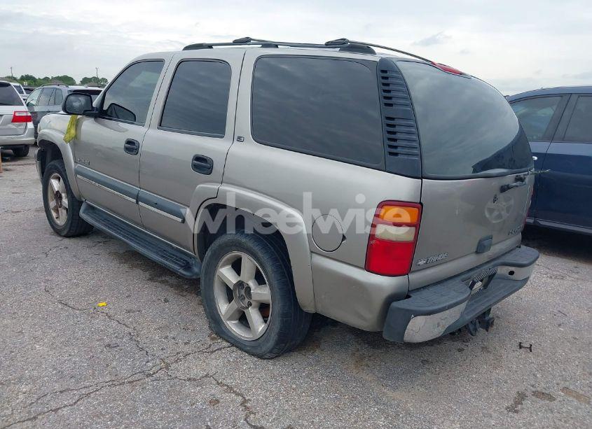 Photo 3 of 2002 Chevrolet Tahoe LS (VIN 1GNEC13Z32R304720)