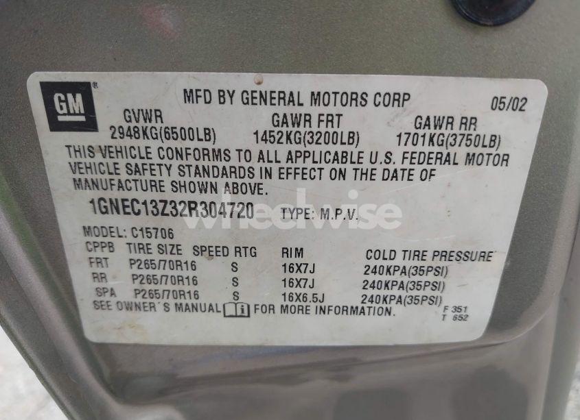 Photo 9 of 2002 Chevrolet Tahoe LS (VIN 1GNEC13Z32R304720)