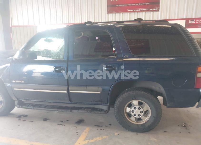 Photo 14 of 2003 Chevrolet Tahoe LT (VIN 1GNEC13Z33J171859)