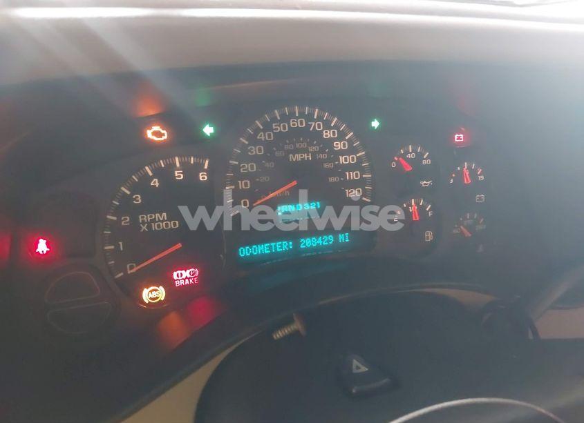 Photo 7 of 2003 Chevrolet Tahoe LT (VIN 1GNEC13Z33J171859)