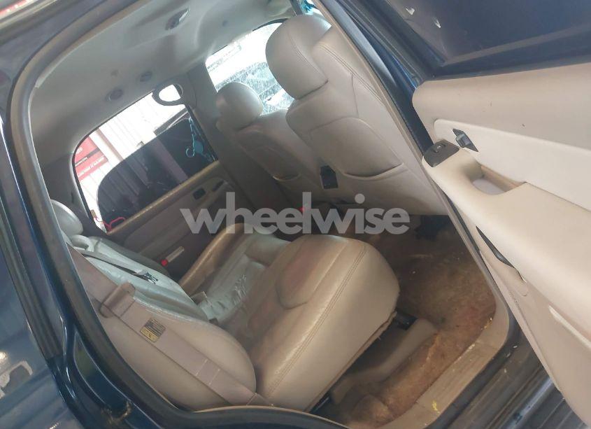 Photo 8 of 2003 Chevrolet Tahoe LT (VIN 1GNEC13Z33J171859)