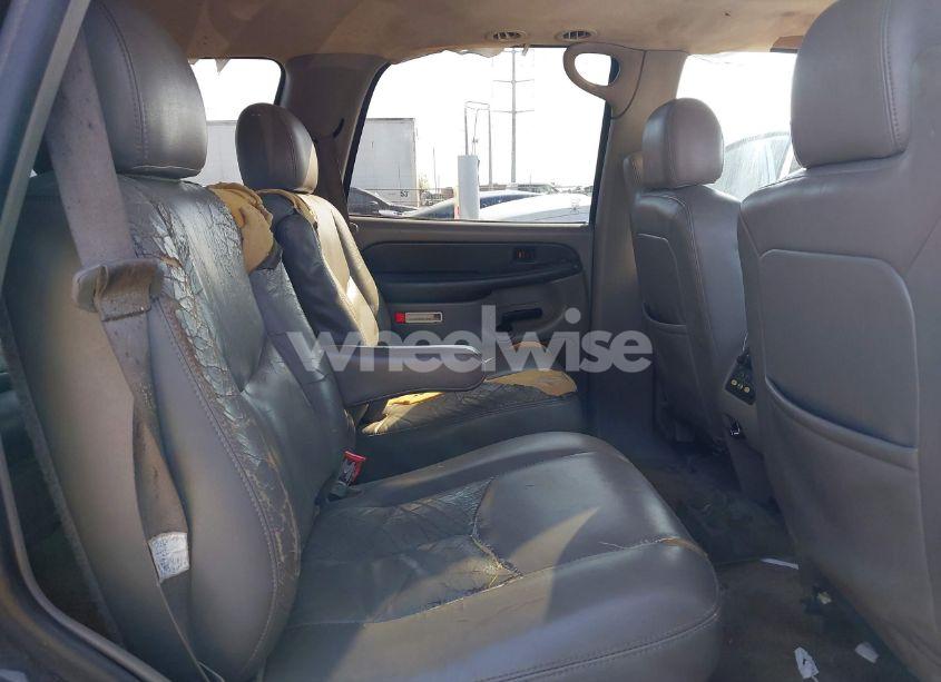 Photo 7 of 2003 Chevrolet Tahoe LT (VIN 1GNEC13Z33R166971)