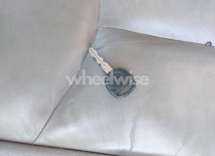 Photo 11 of 2003 Chevrolet Tahoe LT (VIN 1GNEC13Z33R299259)