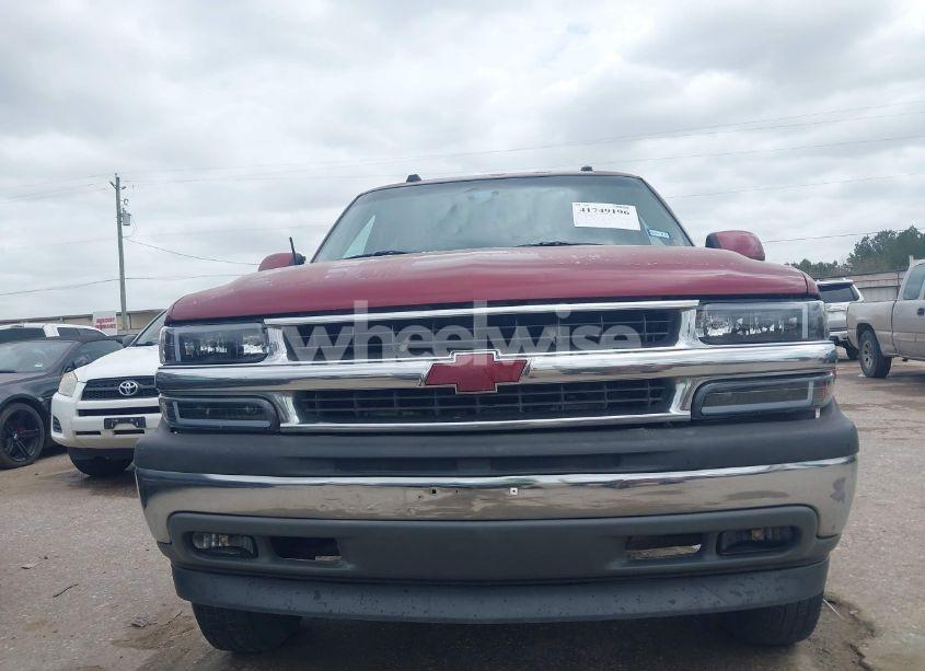 Photo 6 of 2004 Chevrolet Tahoe LT (VIN 1GNEC13Z34J203100)