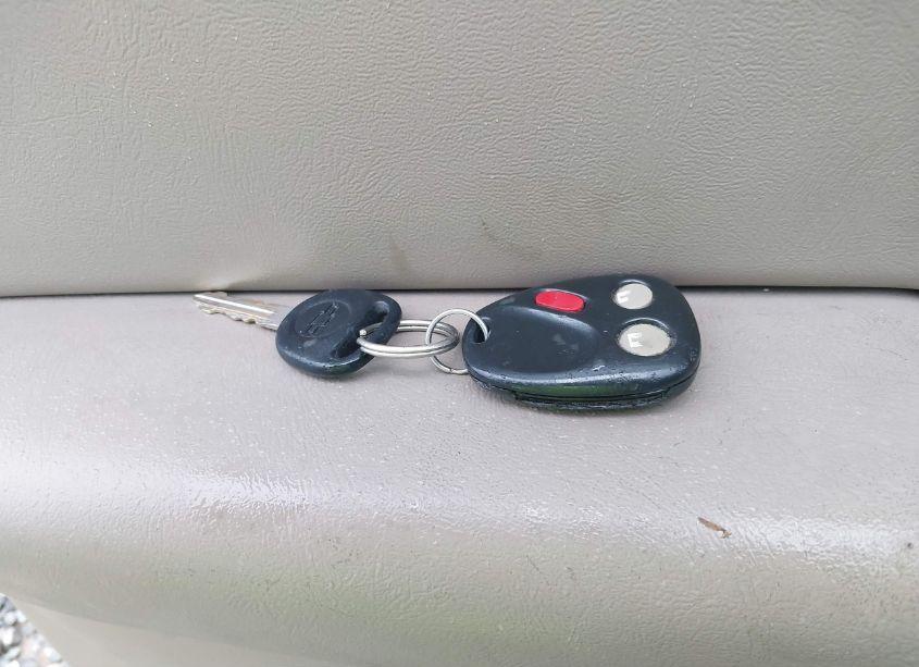 Photo 11 of 2004 Chevrolet Tahoe LT (VIN 1GNEC13Z34J239224)