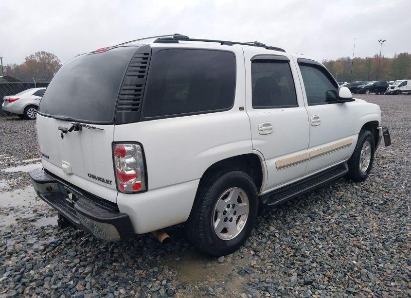 Photo 4 of 2004 Chevrolet Tahoe LT (VIN 1GNEC13Z34J239224)