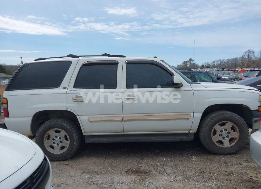 Photo 13 of 2004 Chevrolet Tahoe LT (VIN 1GNEC13Z34J277598)