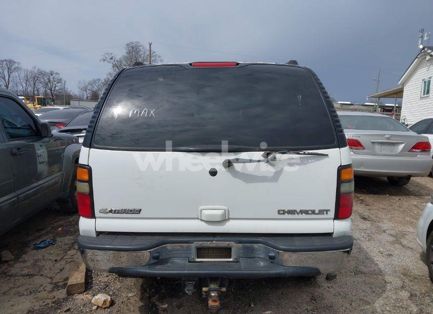 Photo 6 of 2004 Chevrolet Tahoe LT (VIN 1GNEC13Z34J277598)
