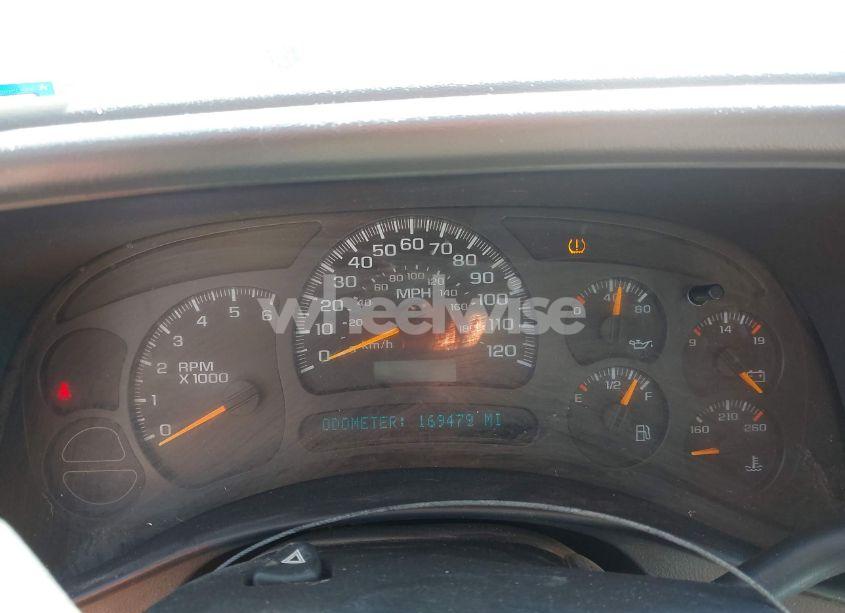 Photo 15 of 2004 Chevrolet Tahoe LT (VIN 1GNEC13Z34J328114)