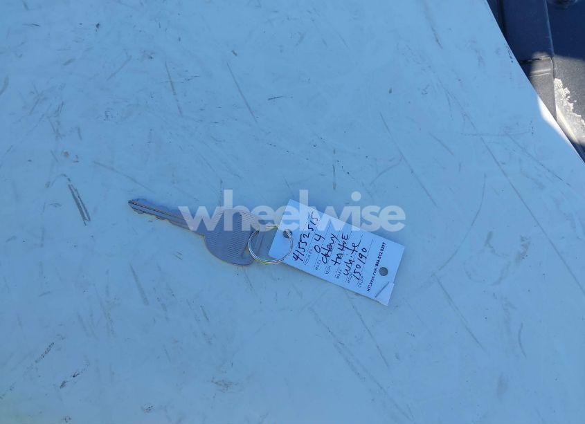 Photo 11 of 2004 Chevrolet Tahoe LT (VIN 1GNEC13Z34R150190)