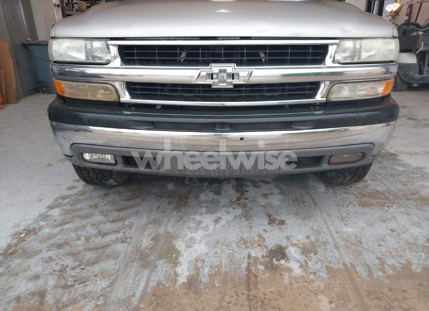 Photo 6 of 2004 Chevrolet Tahoe LS (VIN 1GNEC13Z34R191127)