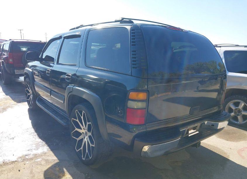 Photo 3 of 2004 Chevrolet Tahoe LS (VIN 1GNEC13Z34R255487)