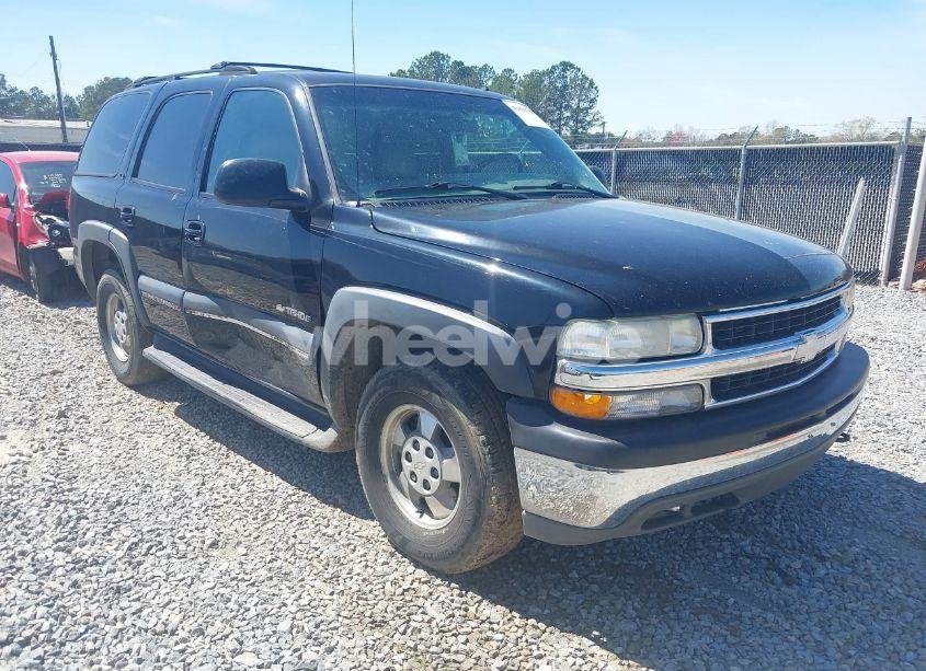 2002 Chevrolet Tahoe LT (VIN 1GNEC13Z42R245581) main photo