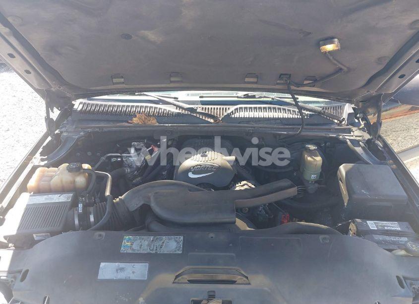 Photo 10 of 2002 Chevrolet Tahoe LT (VIN 1GNEC13Z42R245581)