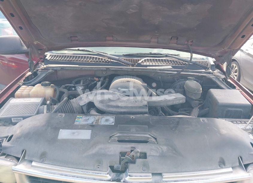 Photo 10 of 2003 Chevrolet Tahoe LS (VIN 1GNEC13Z43J160112)