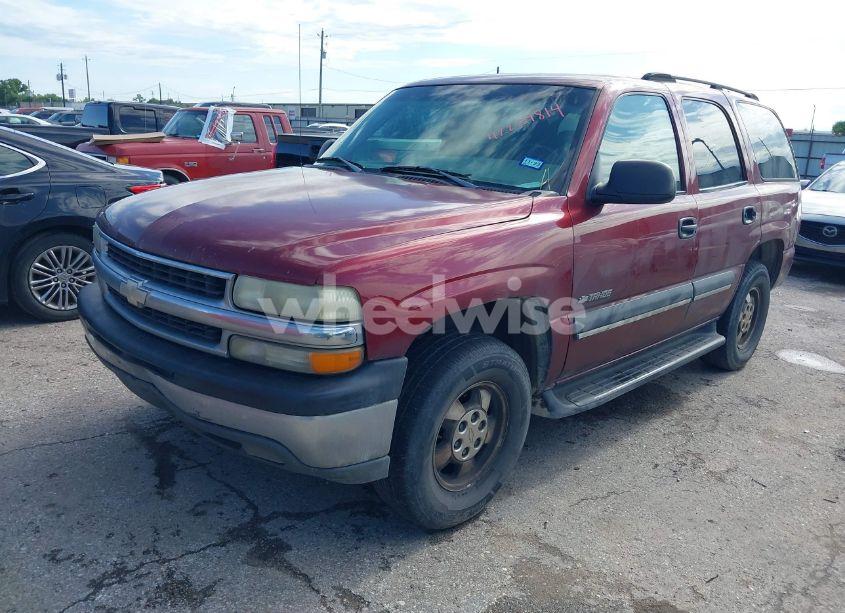 Photo 2 of 2003 Chevrolet Tahoe LS (VIN 1GNEC13Z43J160112)