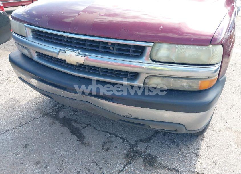 Photo 6 of 2003 Chevrolet Tahoe LS (VIN 1GNEC13Z43J160112)