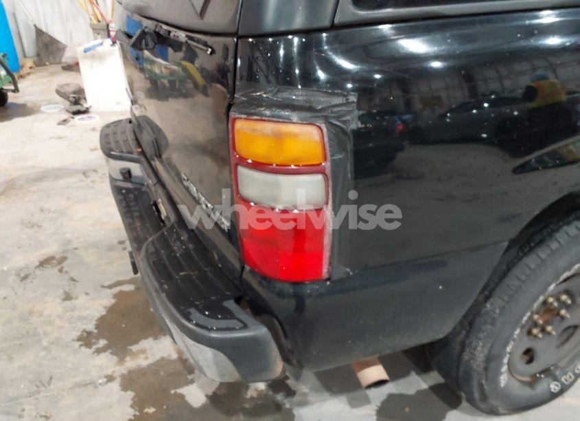 Photo 12 of 2003 Chevrolet Tahoe LS (VIN 1GNEC13Z43J340111)