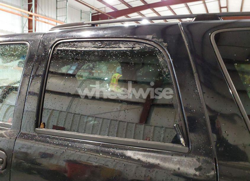 Photo 13 of 2003 Chevrolet Tahoe LS (VIN 1GNEC13Z43J340111)