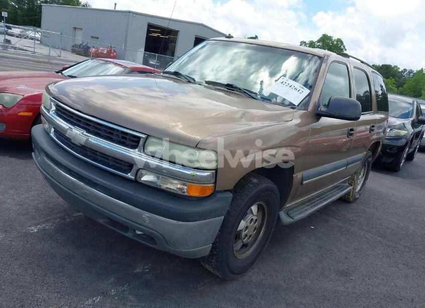 Photo 2 of 2003 Chevrolet Tahoe LS (VIN 1GNEC13Z43R161990)