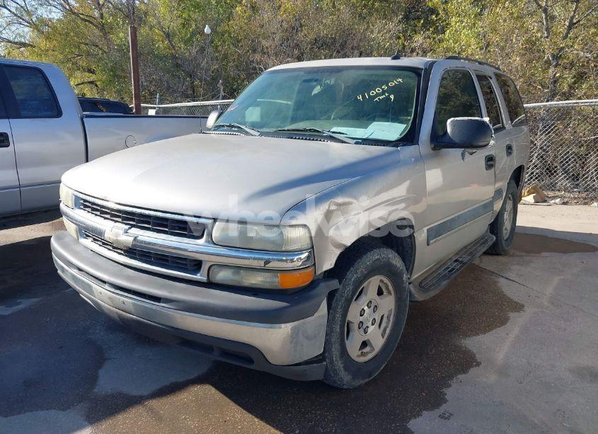 Photo 2 of 2004 Chevrolet Tahoe LS (VIN 1GNEC13Z44R269950)