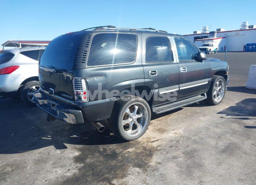 Photo 4 of 2004 Chevrolet Tahoe LS (VIN 1GNEC13Z44R289535)