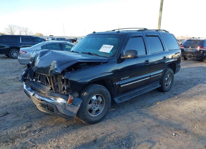 Photo 2 of 2003 Chevrolet Tahoe LT (VIN 1GNEC13Z53J127457)