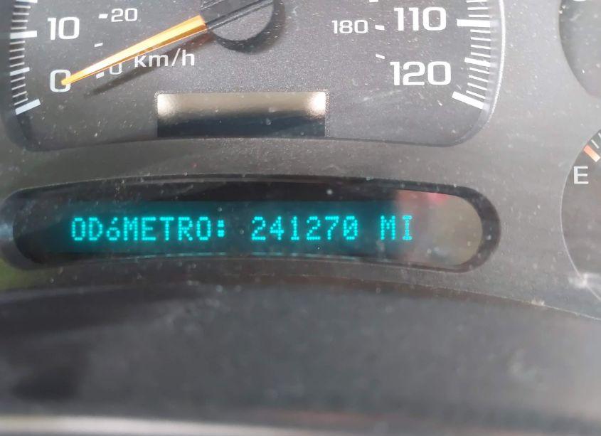 Photo 7 of 2003 Chevrolet Tahoe LT (VIN 1GNEC13Z53R236227)