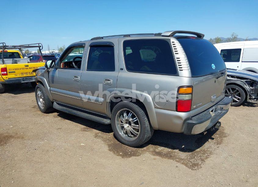 Photo 3 of 2003 Chevrolet Tahoe LT (VIN 1GNEC13Z53R239032)