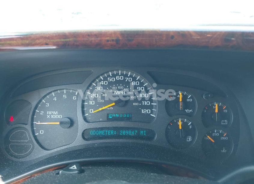 Photo 7 of 2003 Chevrolet Tahoe LT (VIN 1GNEC13Z53R239032)