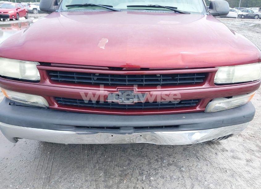 Photo 6 of 2003 Chevrolet Tahoe LS (VIN 1GNEC13Z53R308205)