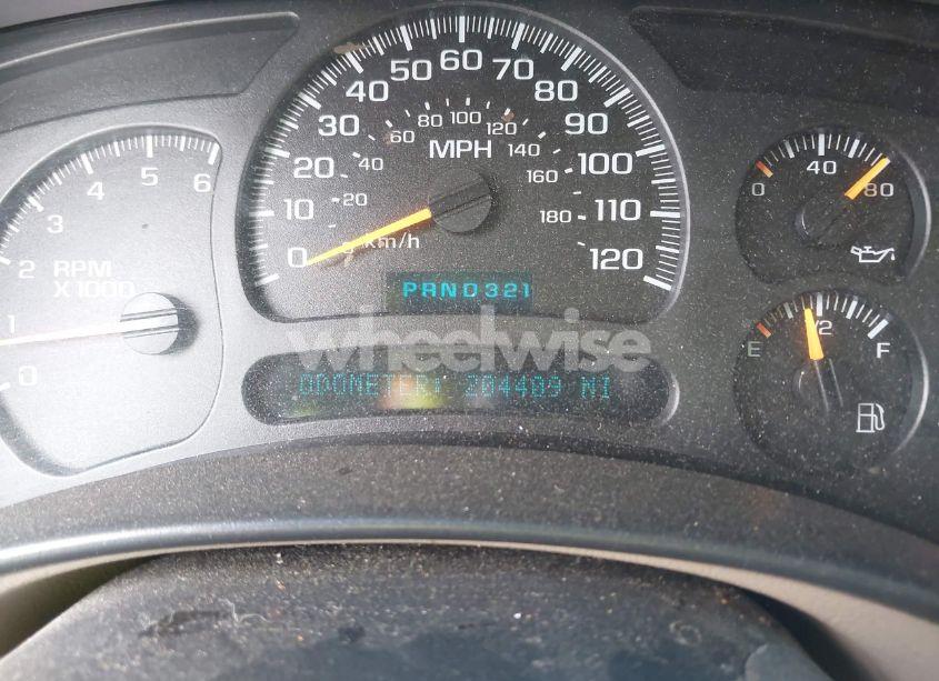 Photo 7 of 2003 Chevrolet Tahoe LS (VIN 1GNEC13Z53R308205)