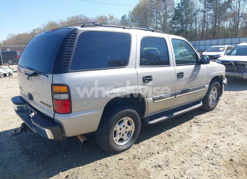 Photo 4 of 2004 Chevrolet Tahoe LS (VIN 1GNEC13Z54J225101)