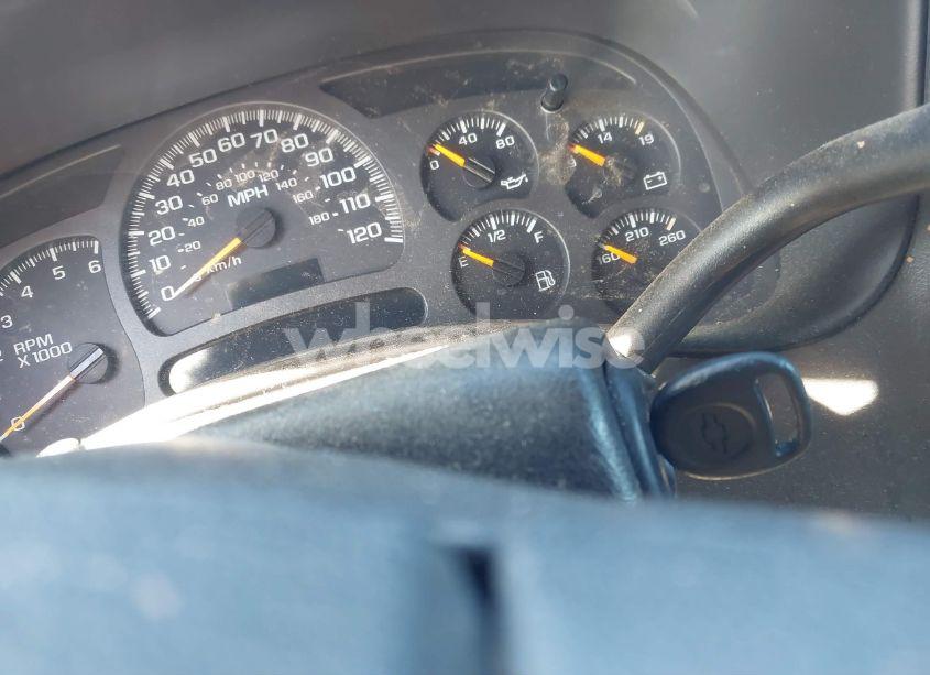 Photo 11 of 2004 Chevrolet Tahoe LT (VIN 1GNEC13Z54J242254)