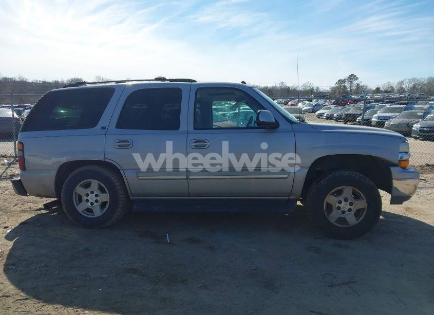 Photo 13 of 2004 Chevrolet Tahoe LT (VIN 1GNEC13Z54J242254)