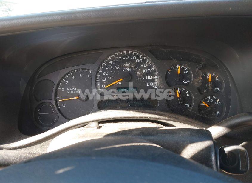 Photo 7 of 2004 Chevrolet Tahoe LT (VIN 1GNEC13Z54J242254)