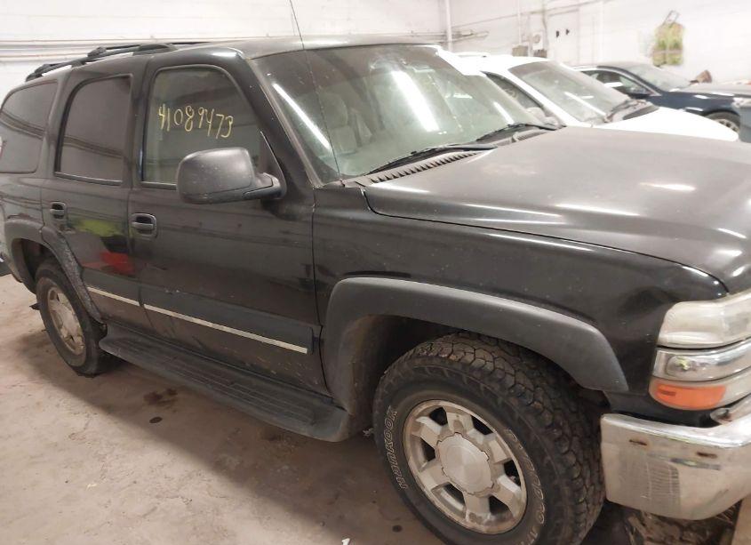 2004 Chevrolet Tahoe LS (VIN 1GNEC13Z54R138154) main photo