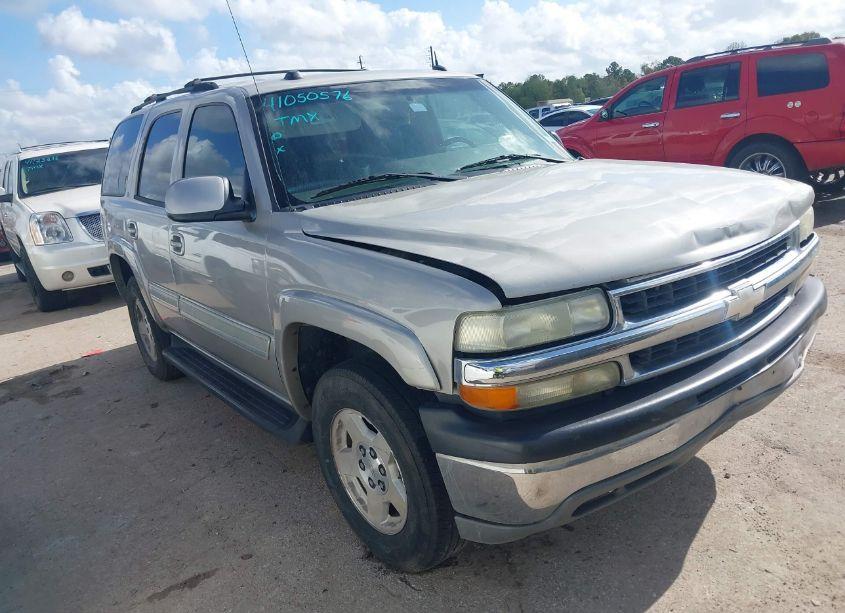 2004 Chevrolet Tahoe LT (VIN 1GNEC13Z54R256818) main photo
