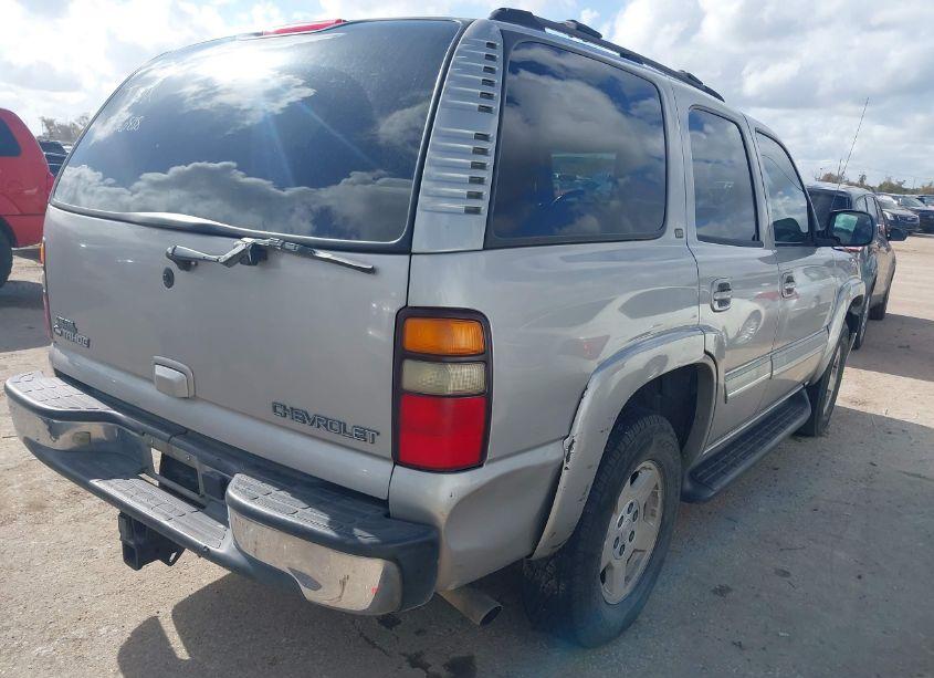 Photo 4 of 2004 Chevrolet Tahoe LT (VIN 1GNEC13Z54R256818)