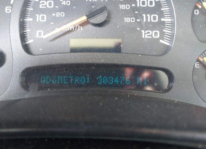 Photo 7 of 2004 Chevrolet Tahoe LT (VIN 1GNEC13Z54R256818)