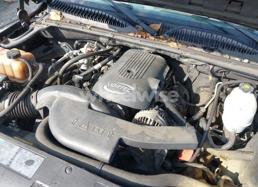 Photo 10 of 2006 Chevrolet Tahoe LS (VIN 1GNEC13Z56R164207)