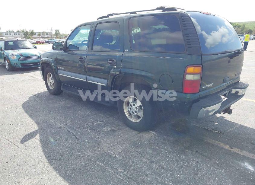 Photo 3 of 2002 Chevrolet Tahoe LS (VIN 1GNEC13Z62R214610)