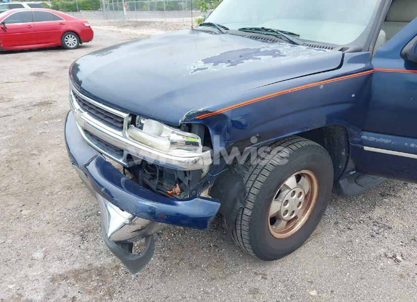 Photo 12 of 2002 Chevrolet Tahoe LS (VIN 1GNEC13Z62R217457)